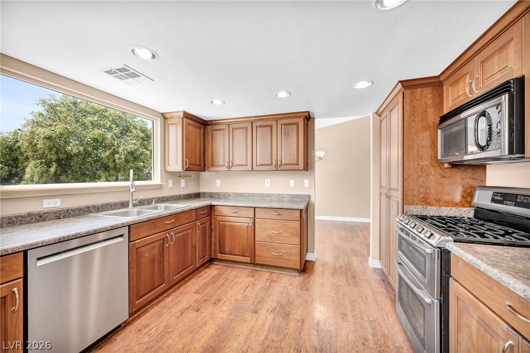 7529 West Gilmore Avenue Las Vegas NV 89129
