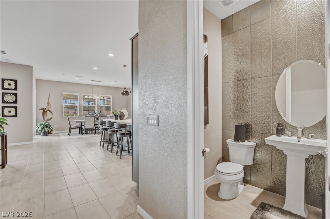 5702 Kings Bluff Avenue Las Vegas NV 89131