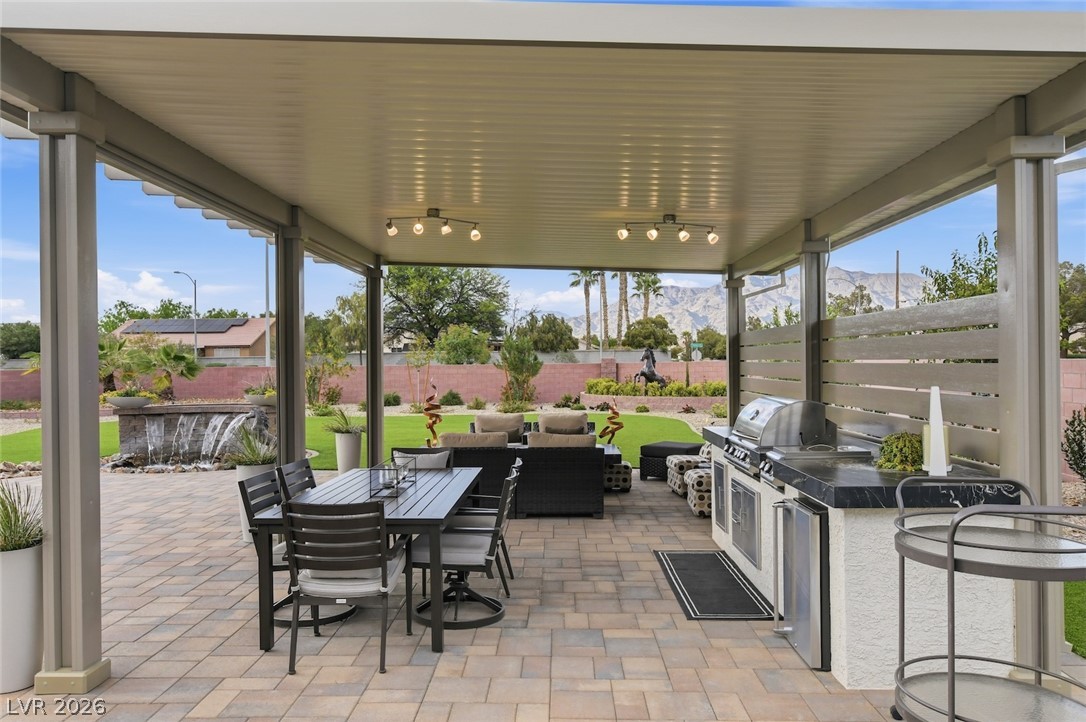 5702 Kings Bluff Avenue Las Vegas NV 89131