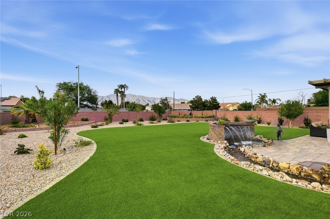5702 Kings Bluff Avenue Las Vegas NV 89131