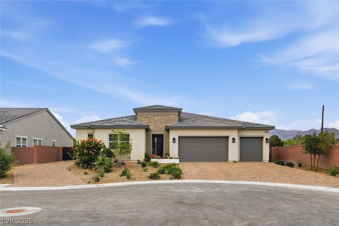 5702 Kings Bluff Avenue Las Vegas NV 89131