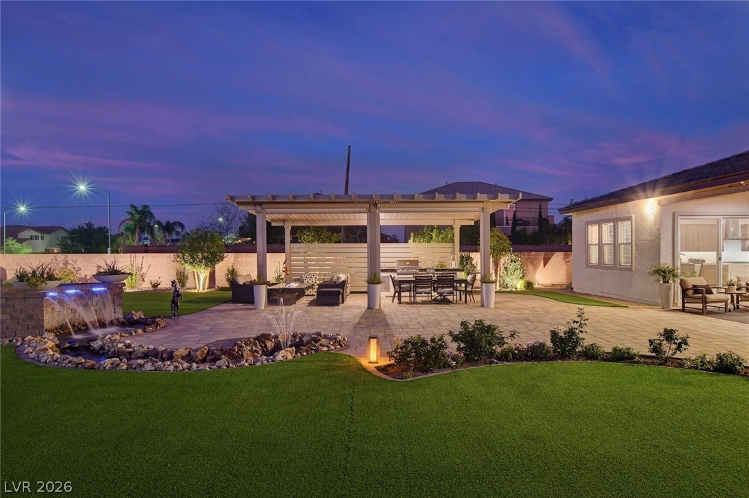 5702 Kings Bluff Avenue Las Vegas NV 89131