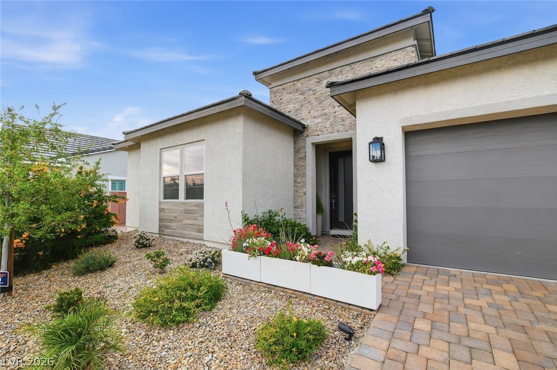 5702 Kings Bluff Avenue Las Vegas NV 89131
