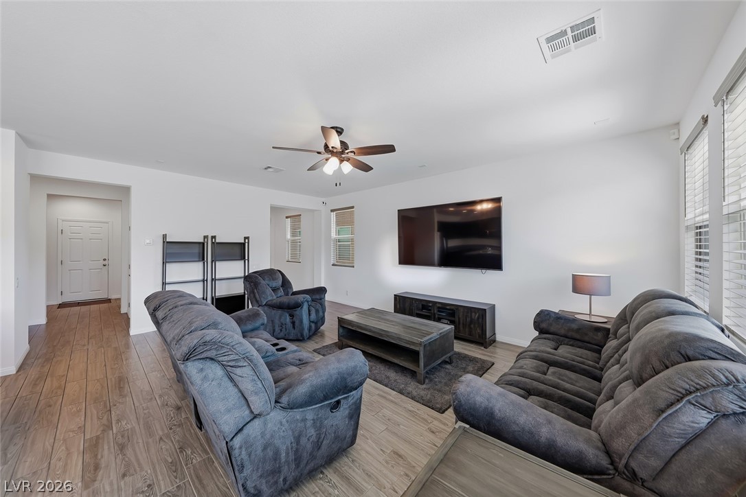 4559 Wyncrest Avenue Las Vegas NV 89115