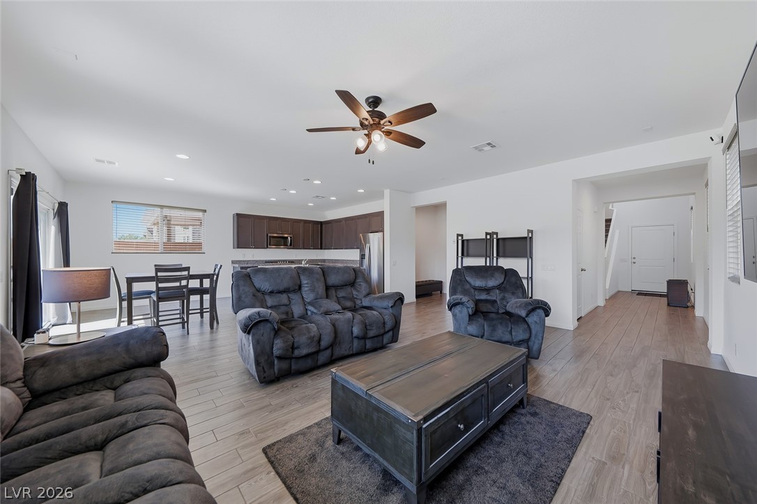 4559 Wyncrest Avenue Las Vegas NV 89115