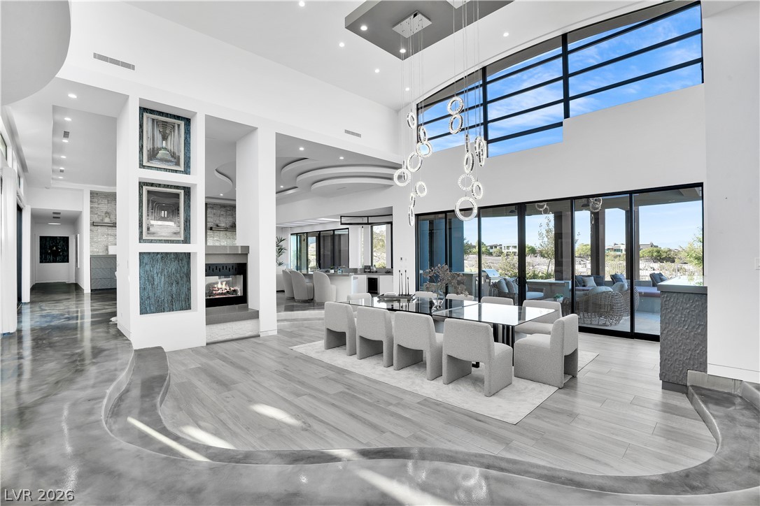 10 Ridge Blossom Road Las Vegas NV 89135