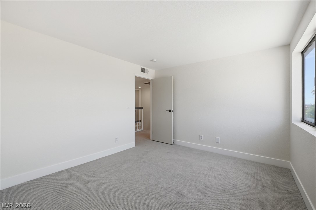 7275 Bridgeview Avenue Las Vegas NV 89147