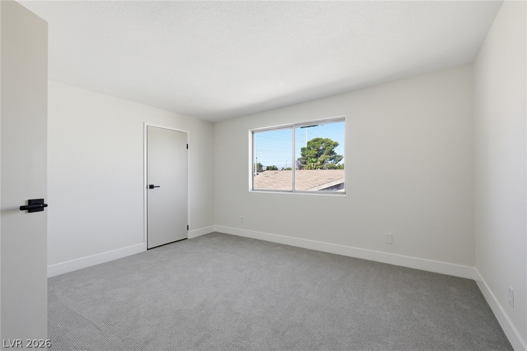 7275 Bridgeview Avenue Las Vegas NV 89147