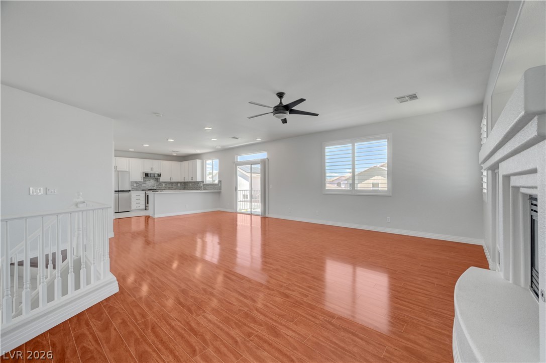 8724 Breezy Brown Avenue Las Vegas NV 89143