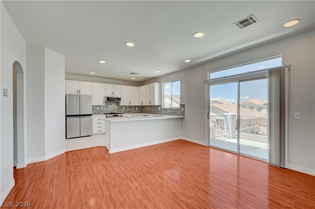 8724 Breezy Brown Avenue Las Vegas NV 89143