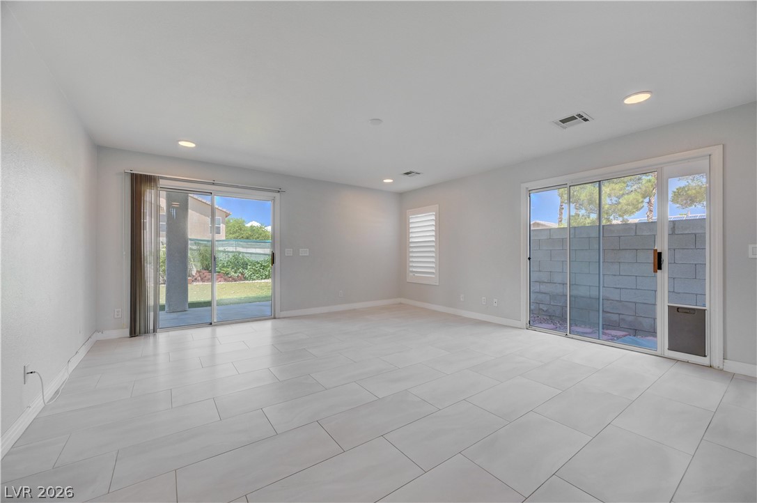 8724 Breezy Brown Avenue Las Vegas NV 89143
