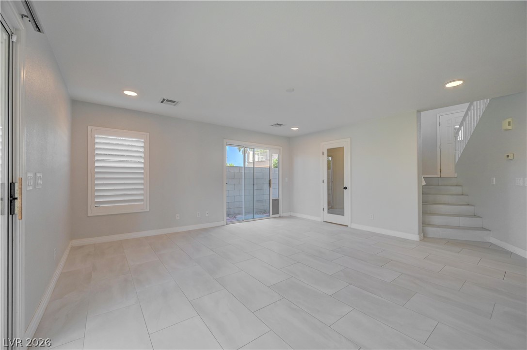 8724 Breezy Brown Avenue Las Vegas NV 89143