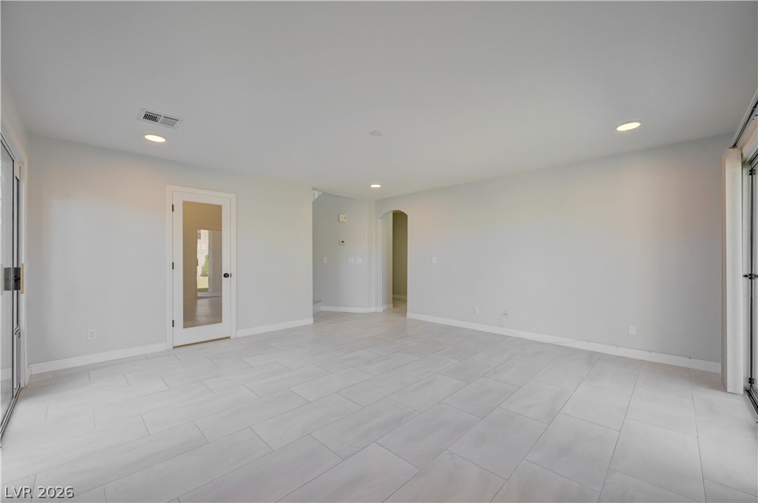 8724 Breezy Brown Avenue Las Vegas NV 89143