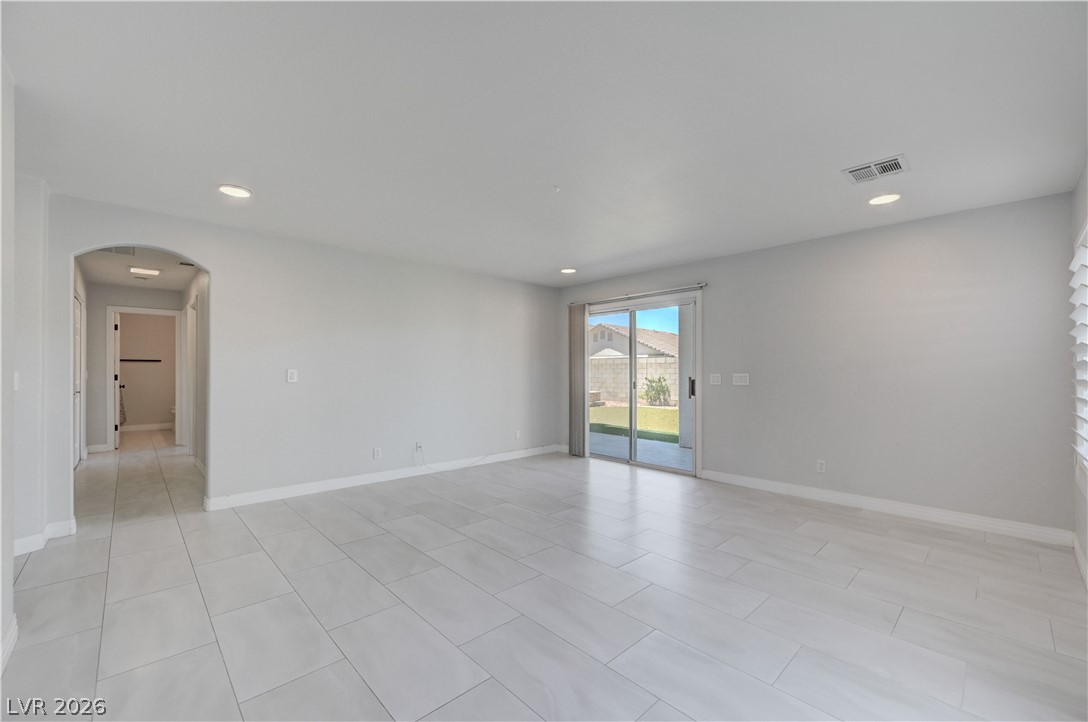 8724 Breezy Brown Avenue Las Vegas NV 89143