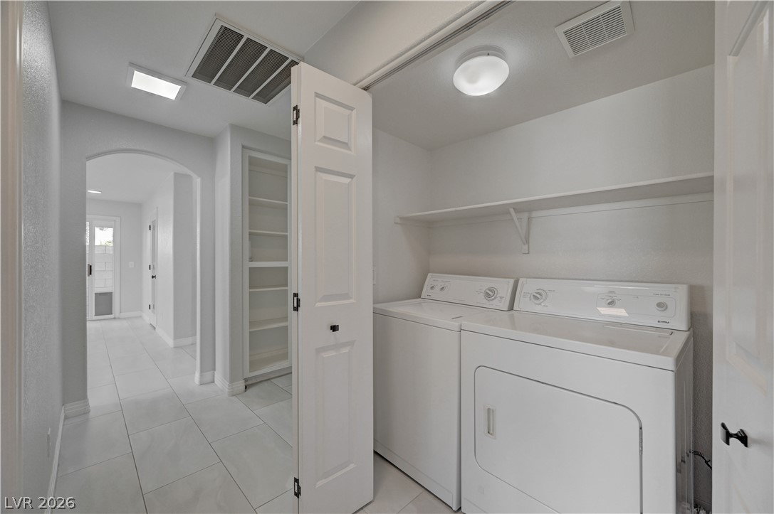 8724 Breezy Brown Avenue Las Vegas NV 89143