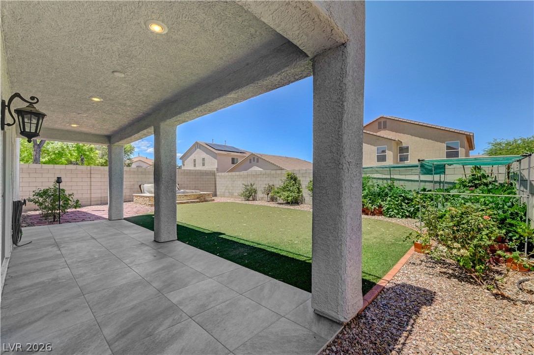 8724 Breezy Brown Avenue Las Vegas NV 89143