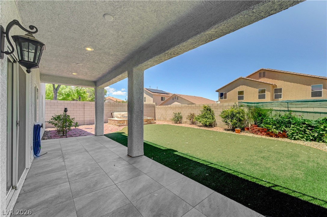 8724 Breezy Brown Avenue Las Vegas NV 89143