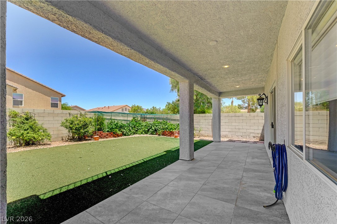 8724 Breezy Brown Avenue Las Vegas NV 89143
