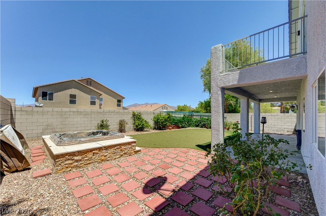 8724 Breezy Brown Avenue Las Vegas NV 89143
