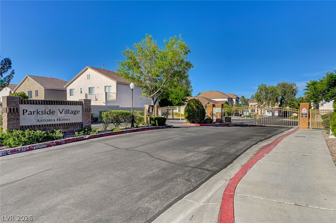 8724 Breezy Brown Avenue Las Vegas NV 89143