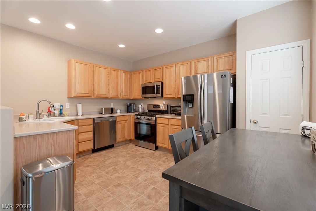 6403 Foxlyn Avenue Las Vegas NV 89122