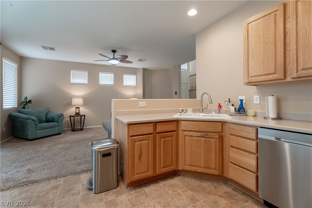 6403 Foxlyn Avenue Las Vegas NV 89122