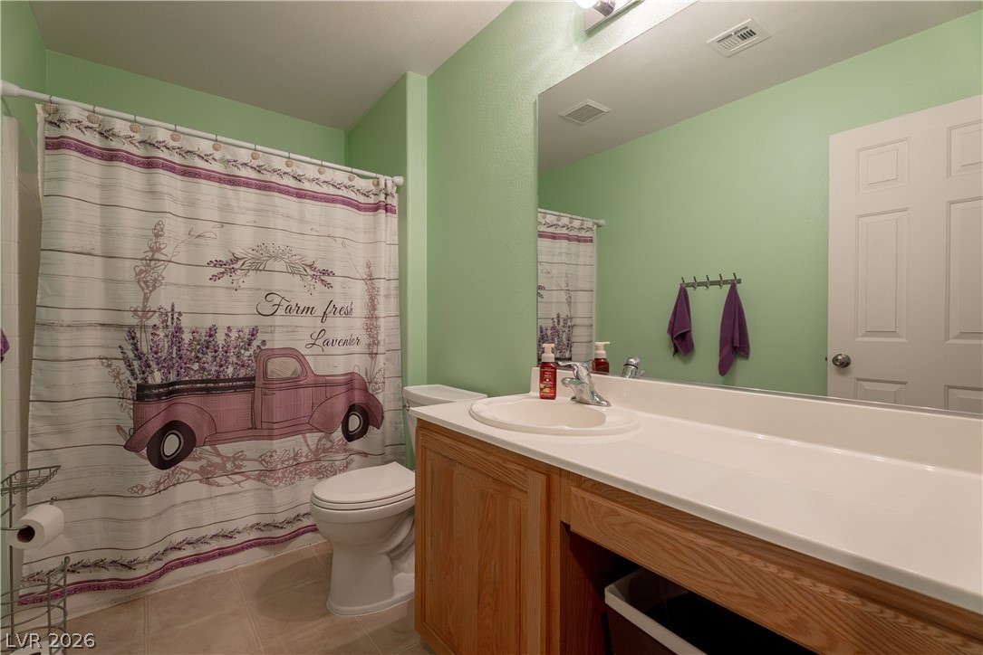 6403 Foxlyn Avenue Las Vegas NV 89122