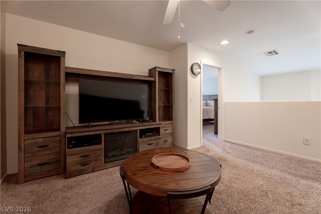 6403 Foxlyn Avenue Las Vegas NV 89122
