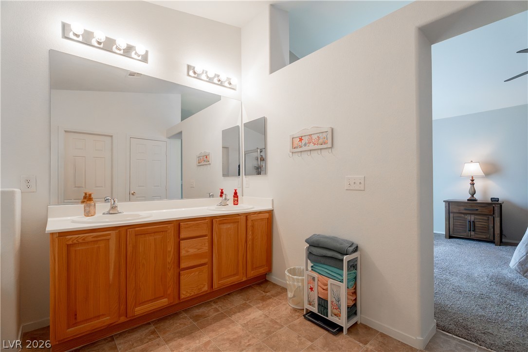 6403 Foxlyn Avenue Las Vegas NV 89122
