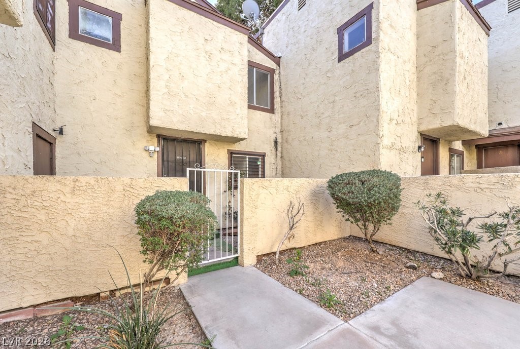 5047 Spencer Street B Las Vegas NV 89119