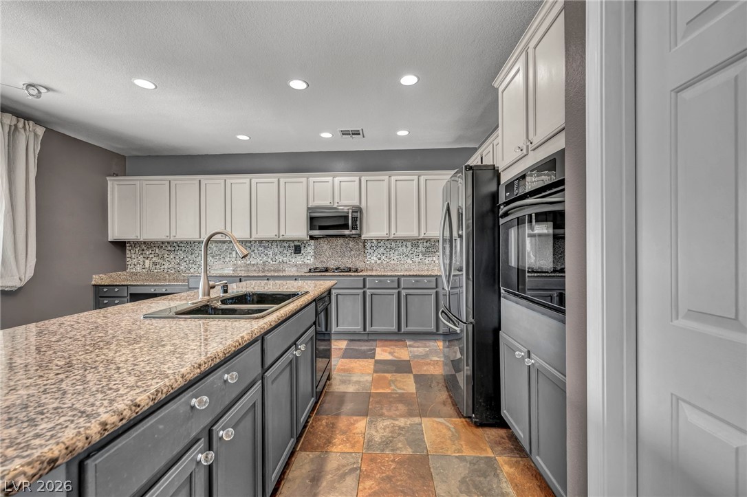 2449 Daks Loden Court Henderson NV 89044