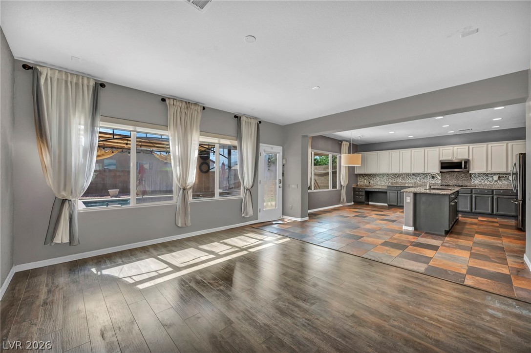 2449 Daks Loden Court Henderson NV 89044