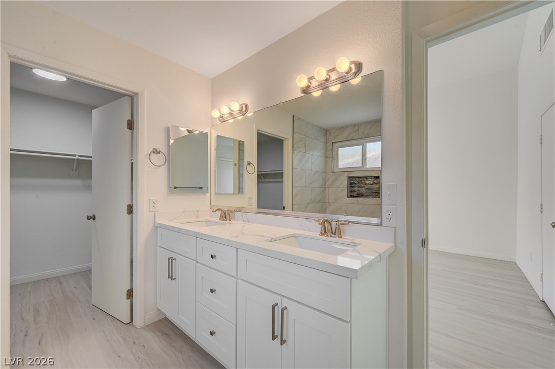 7313 Silver Ridge Drive Las Vegas NV 89128