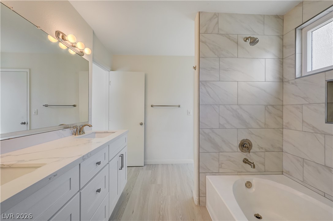 7313 Silver Ridge Drive Las Vegas NV 89128
