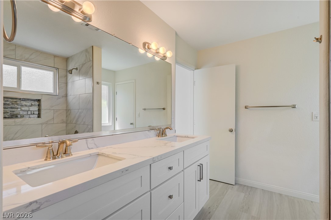 7313 Silver Ridge Drive Las Vegas NV 89128
