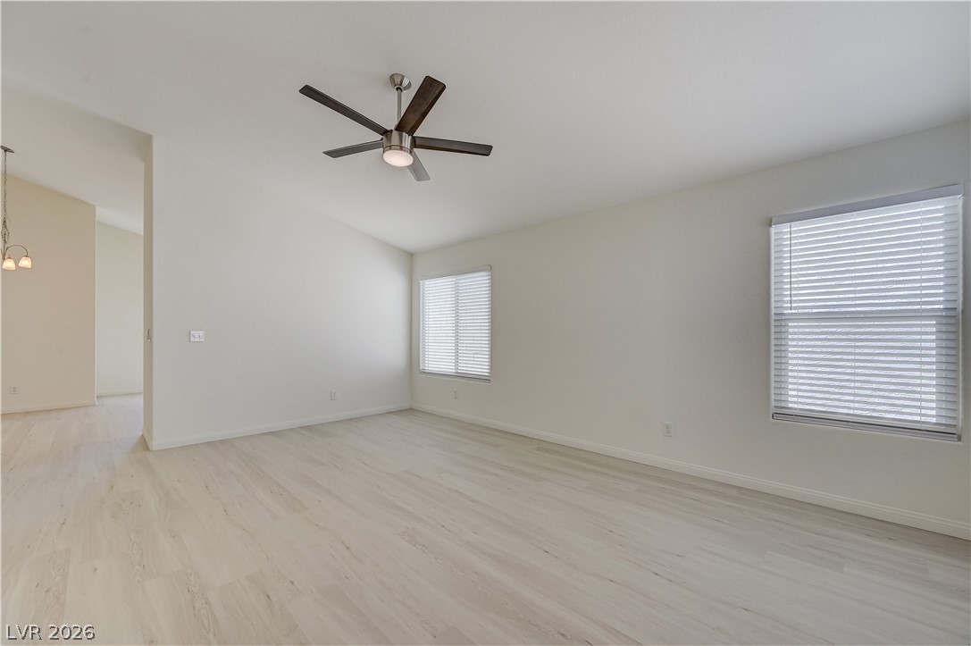 7313 Silver Ridge Drive Las Vegas NV 89128