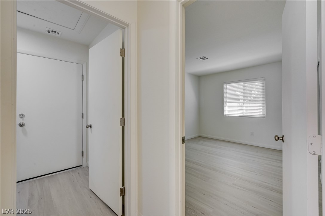 7313 Silver Ridge Drive Las Vegas NV 89128