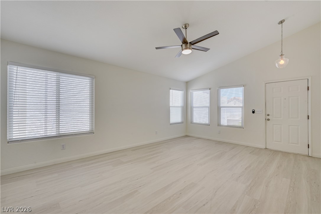 7313 Silver Ridge Drive Las Vegas NV 89128