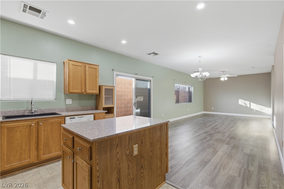 7383 Lionheart Street Las Vegas NV 89123