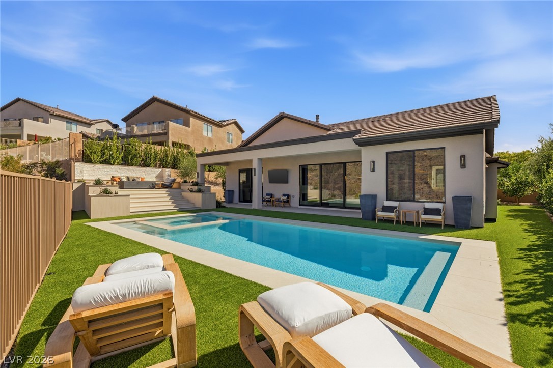 40 Stonemark Drive Henderson NV 89052