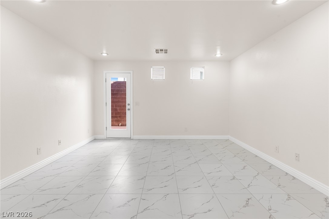 7329 Aquifer Street Las Vegas NV 89139