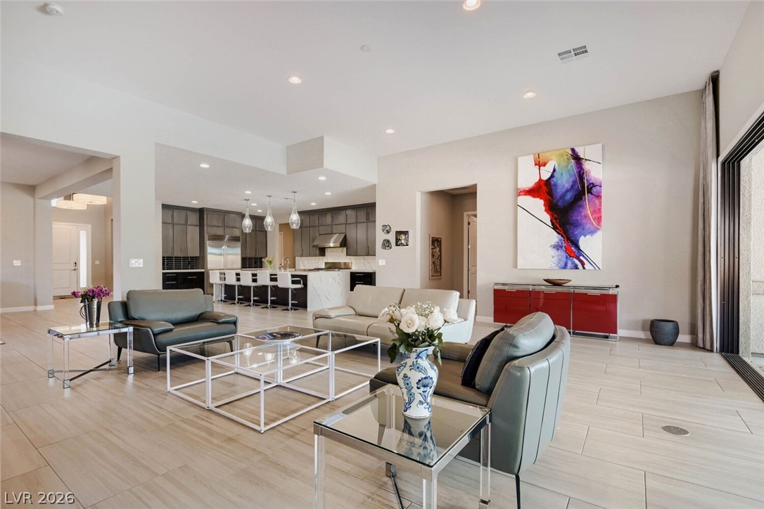 8494 Wolf Mountain Court Las Vegas NV 89129
