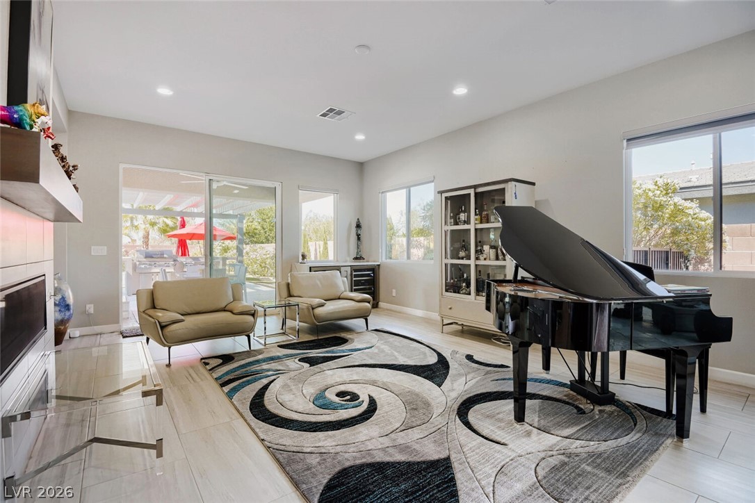 8494 Wolf Mountain Court Las Vegas NV 89129
