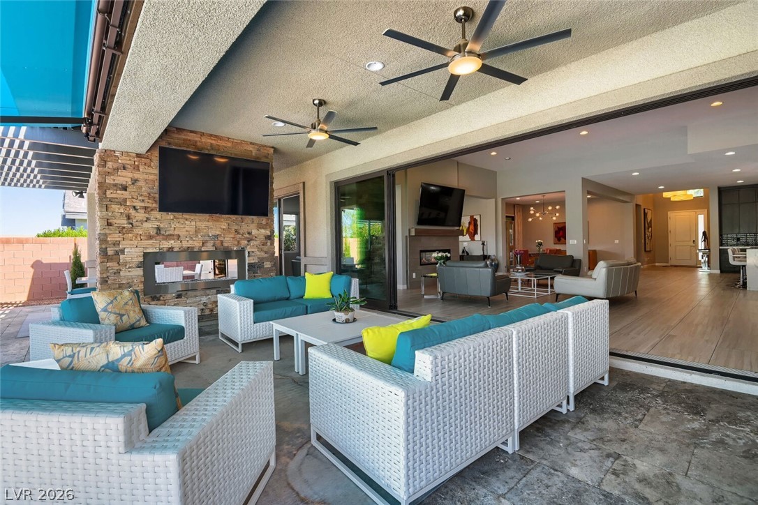 8494 Wolf Mountain Court Las Vegas NV 89129