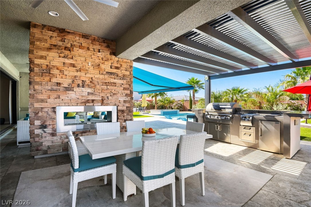 8494 Wolf Mountain Court Las Vegas NV 89129