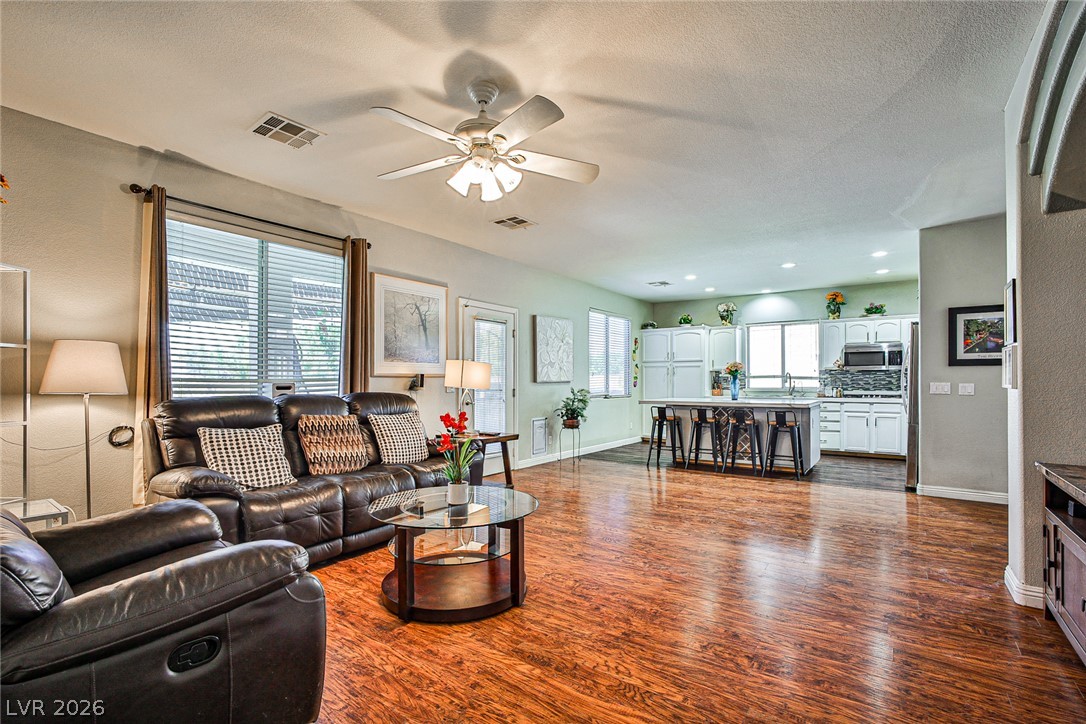 672 Kentons Run Avenue Henderson NV 89052