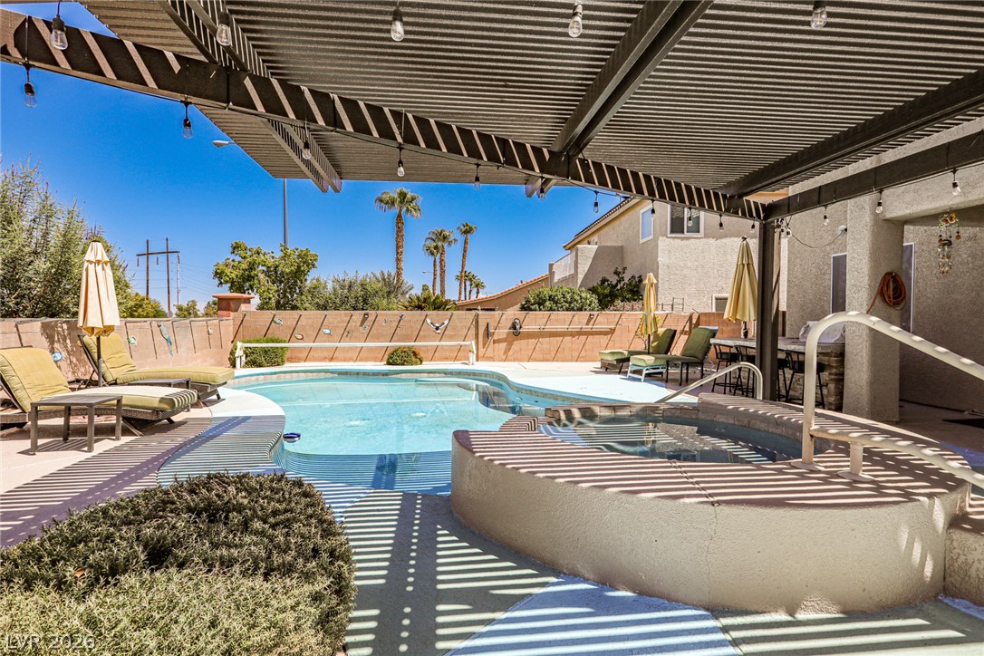 672 Kentons Run Avenue Henderson NV 89052