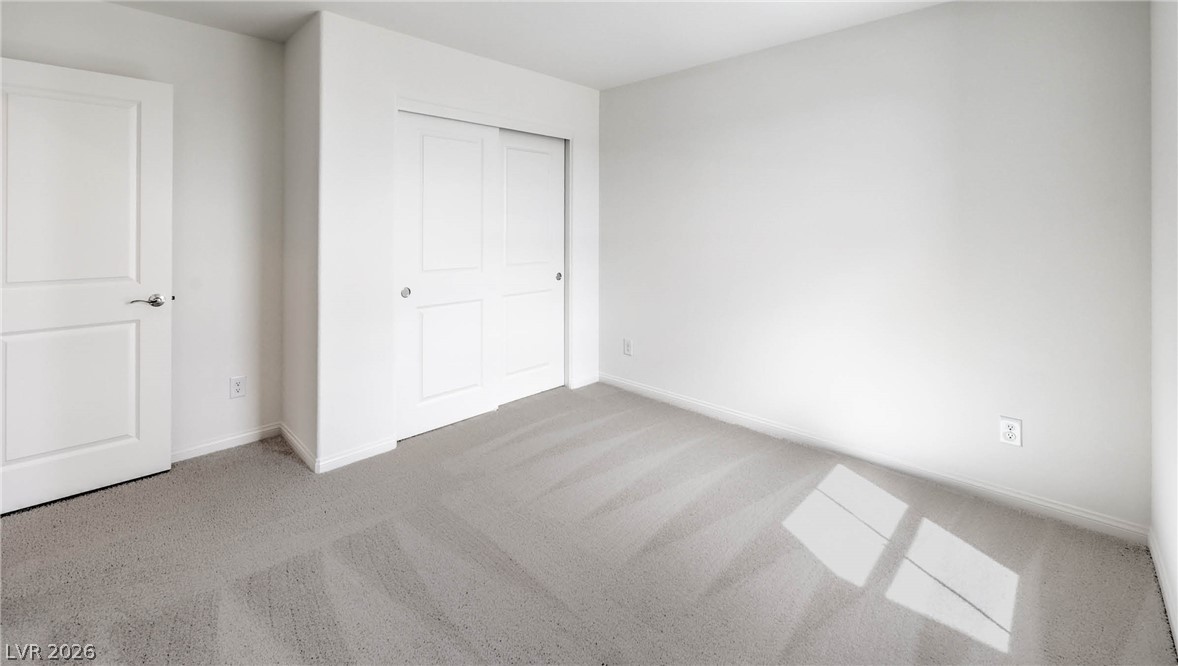 568 Mountain Robin Avenue Henderson NV 89011