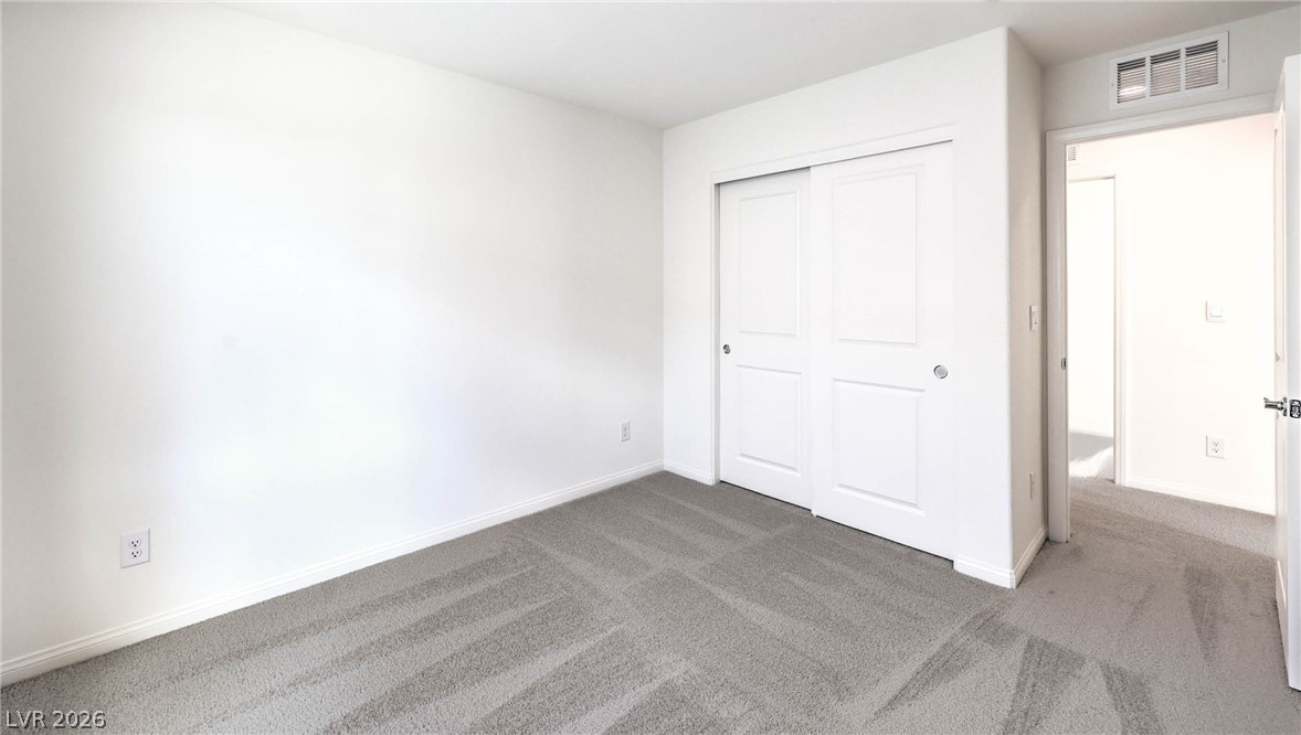 568 Mountain Robin Avenue Henderson NV 89011