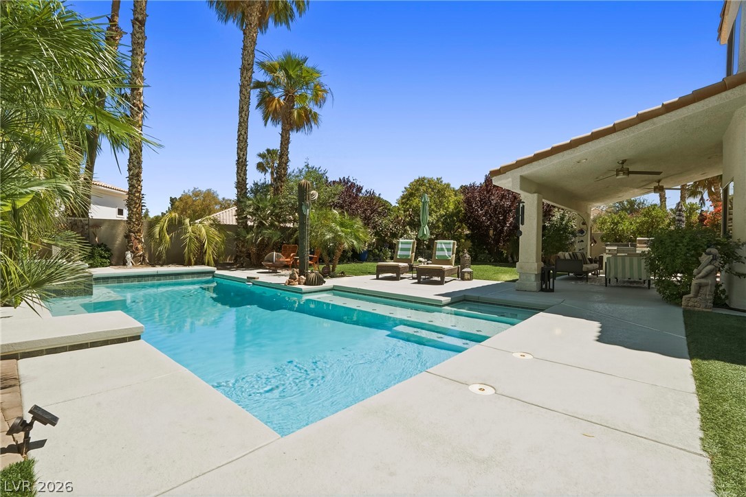 5432 Desert Valley Drive Las Vegas NV 89149